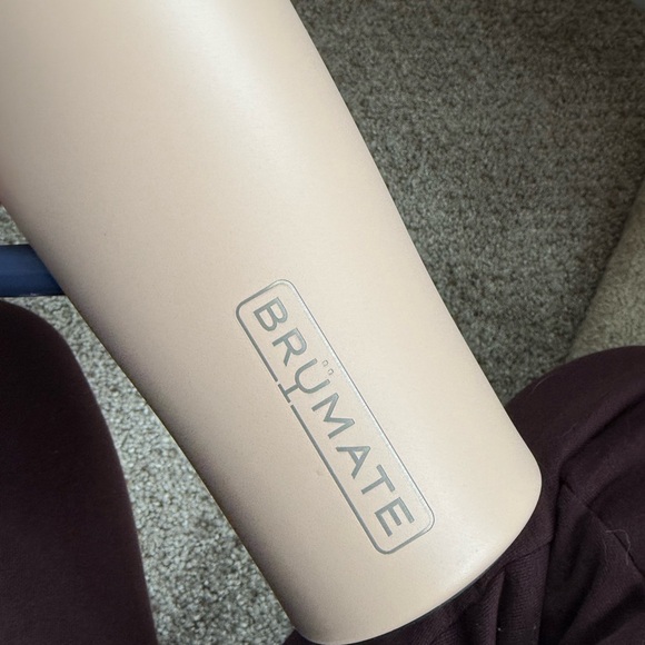 BRUMATE era 40oz - Picture 2 of 3